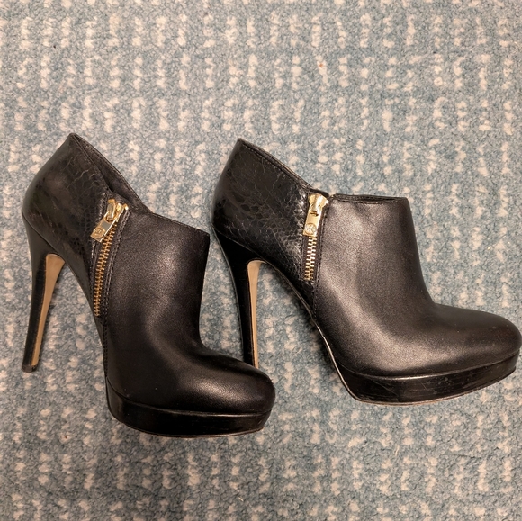 Michael Kors platform booties - Picture 6 of 6